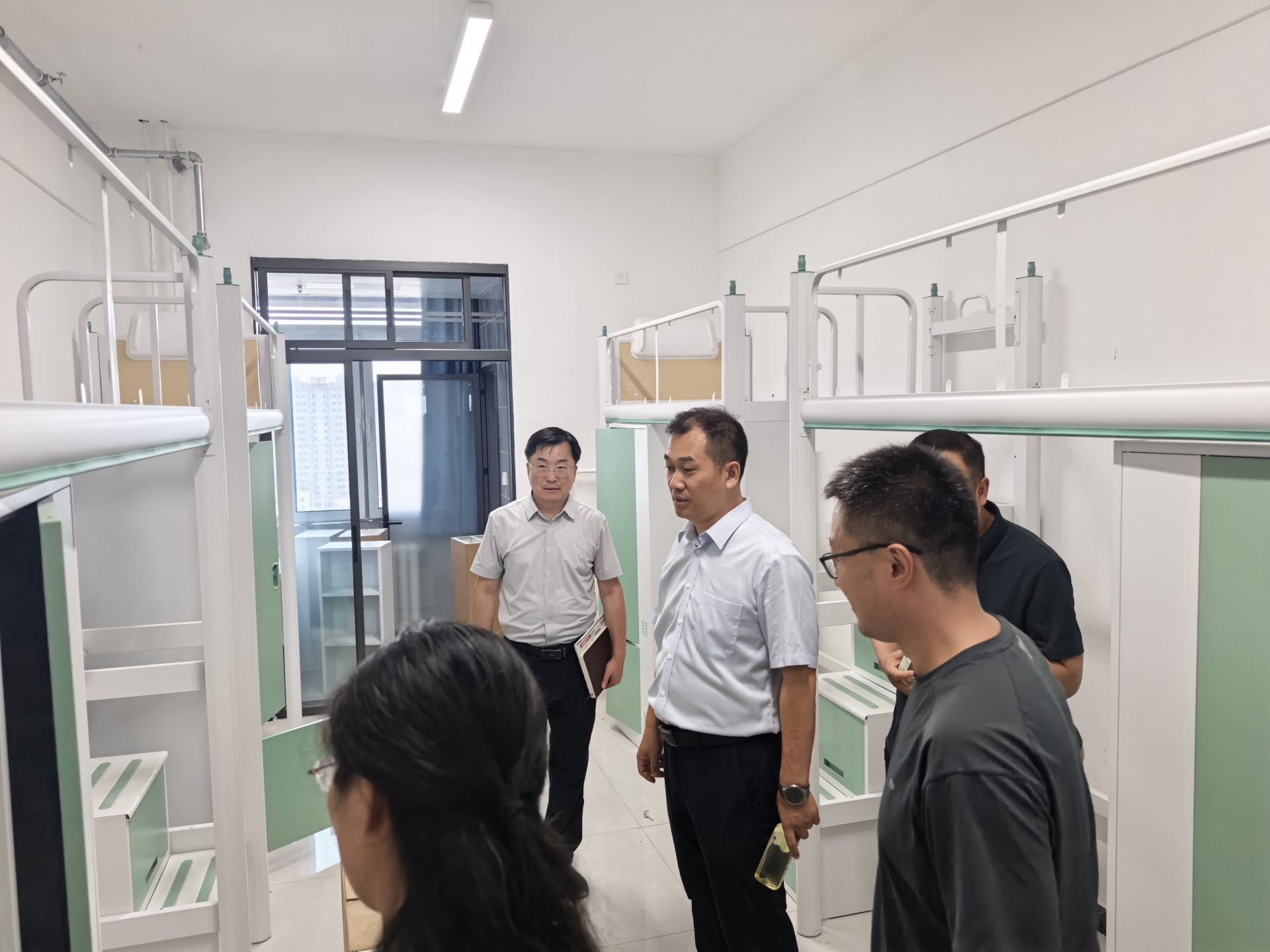 了解学校现阶段工作推进成效